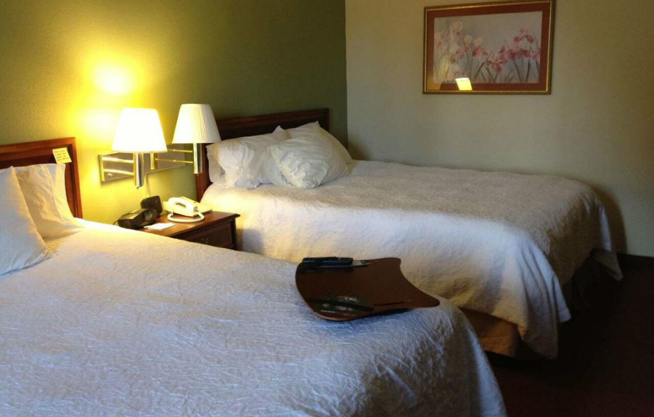 Hampton Inn Covington/Mandeville Екстериор снимка